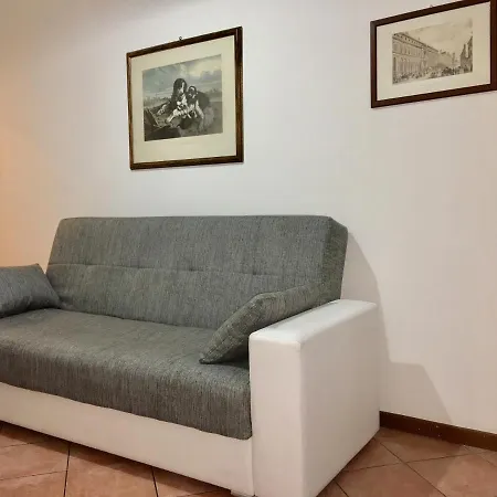 Lovely Flat In Duomo Apartment *